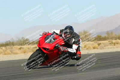 media/Feb-04-2023-SoCal Trackdays (Sat) [[8a776bf2c3]]/Turn 6 Inside (1025am)/